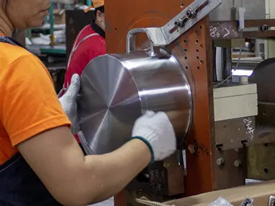 Handle & Lid Assembly