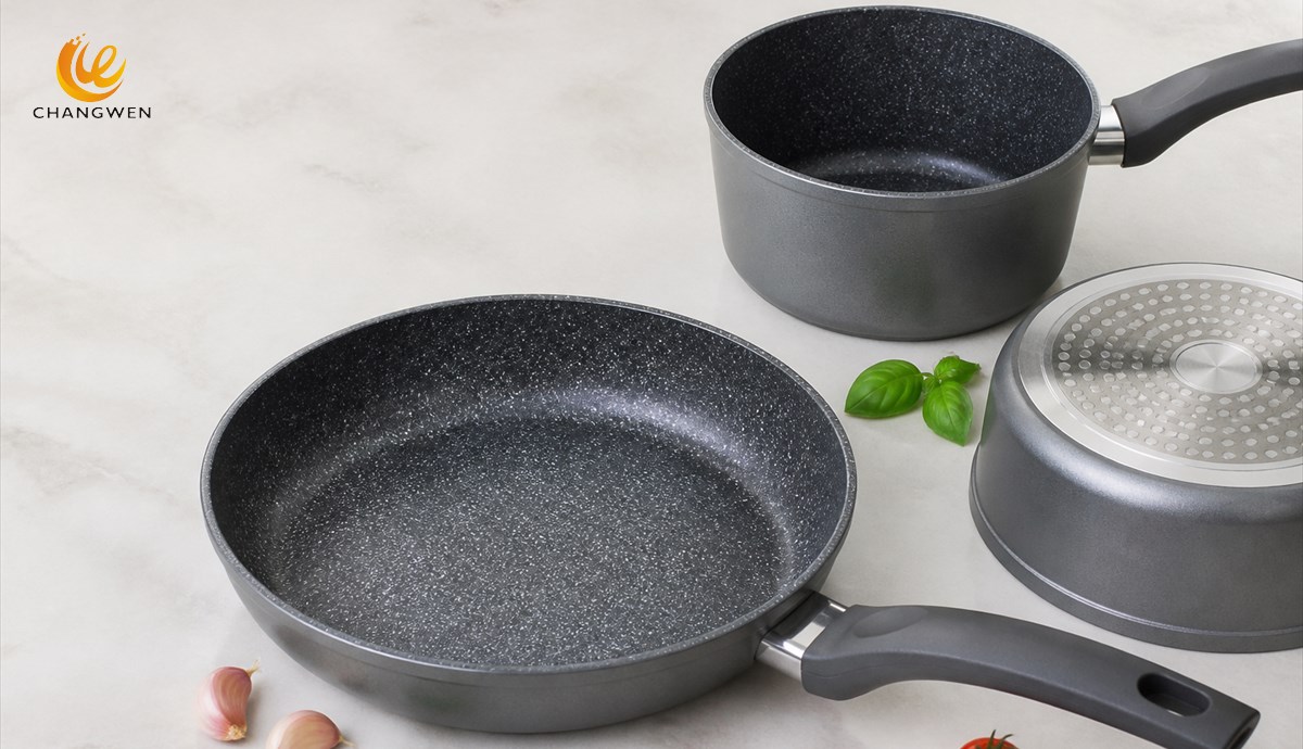 Granite-look coated aluminum frying pan and saucepan construction
