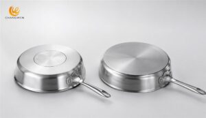 Conceptual comparison of narrow and broad encapsulated cookware bases